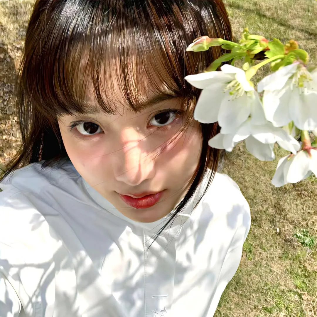 驼背人与舞女
